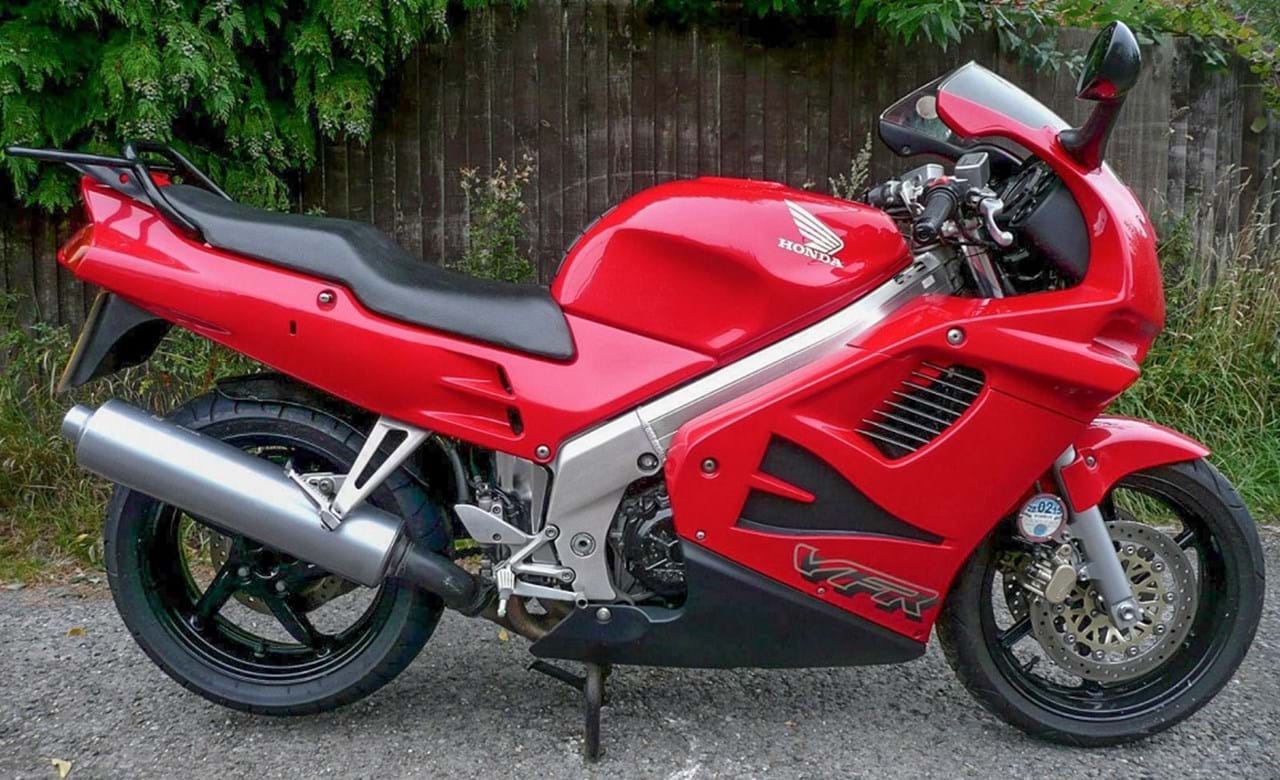 Honda VFR750 (19941997 RC36) • For Sale • Price Guide • The Bike Market